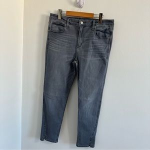 (NWOT) Abercrombie & Fitch Simone High Rise Ankle Jeans in Grey DENIM